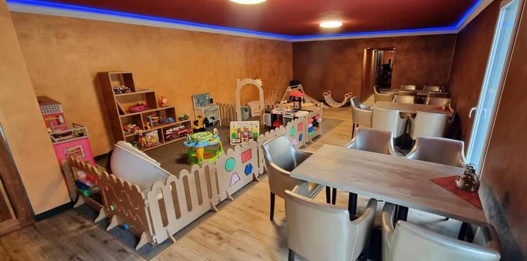 Uv Apartmany Banská Štiavnica Zewnętrze zdjęcie